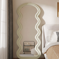Miroir mural et de sol moderne sur mesure, grand format, design ondulé irrégulier, cadre étanche, verre durable, pour salon et salle de bain