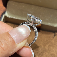 Bague de fiançailles en or 14 carats avec diamant de laboratoire certifié IGI VVS, taille Radiant, style vintage, idéale pour cadeau et soirée