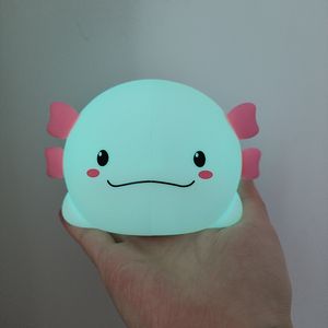 Lámpara LED de noche con sensor táctil de movimiento para decoración del hogar, lámpara portátil de axolote para dormitorio infantil, lámpara recargable de silicona suave - Product Image 6