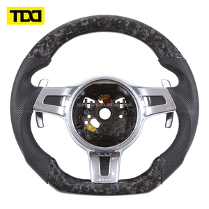 Volante TDD de Fibra de Carbono Real Compatible con Porsche 911 987 997 970 987 958 981 Macan Cayenne Panamera Taycan 2008 2004 2014 - Product Image 3