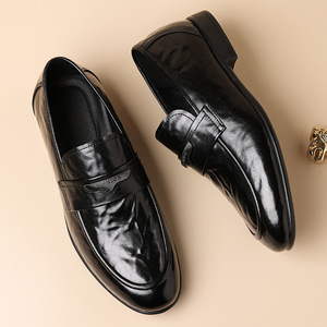 Mocasines Negros de Cuero Genuino Hechos a Mano para Hombre, Zapatos de Vestir Casuales de Negocios, Suela Antideslizante Cómoda - Product Image 3