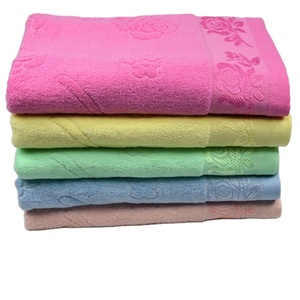 Asciugamani assorbenti per bordi in raso di colore fornitore di tessuti per la casa asciugamano per il viso in tinta unita - Product Image 2