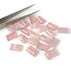 Cristalli di Quarzo Rosa Naturale su Misura, Sfaccettati, Disponibili da Fornitori di Gioielli di Alta Gamma. - Product Image 3