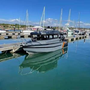 Vente flash : <span class=keywords><strong>Bateau</strong></span> <span class=keywords><strong>de</strong></span> pêche en aluminium à coque en V profond <span class=keywords><strong>de</strong></span> 7,5 m (25 pieds), facile à naviguer, <span class=keywords><strong>de</strong></span> <span class=keywords><strong>luxe</strong></span>, pour le plaisir, avec moteur hors-bord pour l'océan - Product Image 4