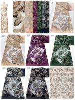 Tissu en maille orné de perles, de sequins et de fleurs pour robe de soirée 2026 – Traitement personnalisé