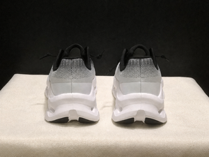 Zapatos <span class=keywords><strong>On</strong></span> <span class=keywords><strong>Cloud</strong></span> Cloudtilt con Alivio de Presión, Base Suave, Reducen la Carga en los Pies, Zapatillas para Estar de Pie por Tiempo Prolongado - Product Image 3