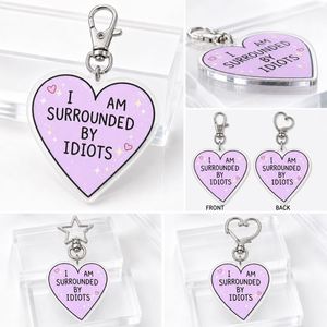 Llavero Personalizado con Frase Relacionable: Estoy Rodeado de Idiotas, Charm de Corazón Morado, Venta al por Mayor - Product Image 5