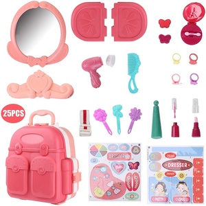 <span class=keywords><strong>Set</strong></span> Giocattolo 3 in 1 per Bambini 2021: Zaino, Toeletta e <span class=keywords><strong>Set</strong></span> <span class=keywords><strong>Trucco</strong></span> - Product Image 5