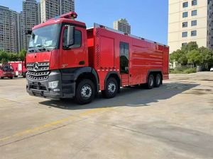 Nouveau <span class=keywords><strong>camion</strong></span>-citerne diesel de <span class=keywords><strong>pompier</strong></span> 8x4 pour les services municipaux de lutte contre les incendies mondiaux - Product Image 5