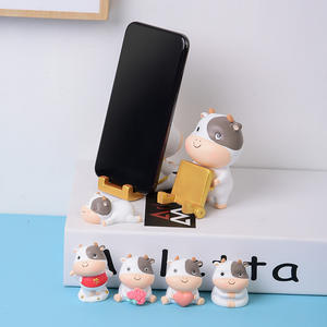 Mini artesanías <span class=keywords><strong>de</strong></span> resina creativas, decoración <span class=keywords><strong>de</strong></span> coche, figuritas <span class=keywords><strong>de</strong></span> vaca inspiradas en dibujos animados, regalo del Año del Buey, adornos <span class=keywords><strong>de</strong></span> vaca bonitos - Product Image 2
