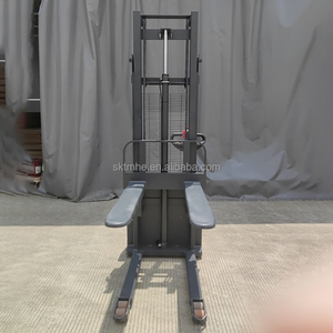 รถยกไฟฟ้า CDD15-070ES ขนาด 1.5 ตัน ยกสูง 1600 มม. แบบไฟฟ้าเต็มรูปแบบ ขาตั้งกว้าง ความกว้างงาตะเกียบ 550/685 มม. สำหรับใช้งานภายในอาคาร - Product Image 4