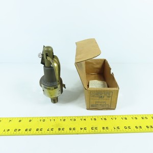 PLC Consolidated <strong>Dalco</strong> Dresser 1543D Safety Relief 1/2" 15 PSI Set Warranty Product - Product Image 1
