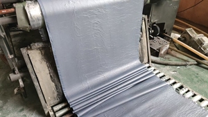 Rouleau de membrane d'étanchéité en caoutchouc EPDM auto-adhésif, flexible, résistant aux UV, <span class=keywords><strong>pour</strong></span> la réparation des fuites de toitures métalliques - Product Image 5