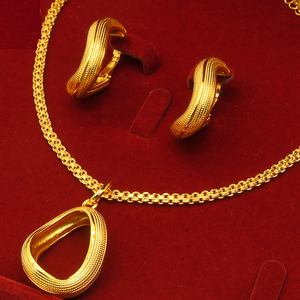 Conjunto de Joias em Cobre Banhado a Ouro 24K, Estilo Vintage Índia Dubai, Colar e Brincos com Geometria Torcida em Ouro Areia para Casamentos - Product Image 5