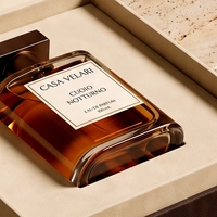 Boîte à parfum rigide de luxe personnalisée, style livre blanc magnétique, doublure en éponge haut de gamme réutilisable pour cosmétique, flacon unique