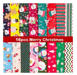 Ingrosso 16 Pezzi Quadrati di Tessuto Natalizio in Cotone Pretagliati per Patchwork con Stampa a Fiocchi di Neve per Decorazioni Tessili Domestiche - Product Image 1