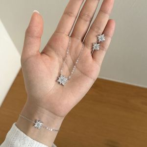 Pulseras con Colgante de Copo de Nieve de Circonia Cúbica 5A y Cadena de Plata S925 de Diseño Elegante Dylam para Mujer, Uso Diario - Product Image 5