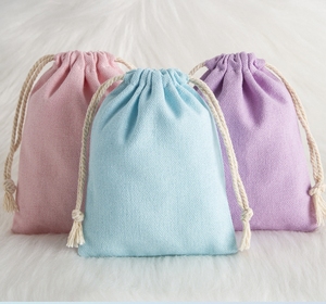 2700355 Bolsas de Regalo de Lona de Algodón Coloridas con Cordón y Logotipo Personalizado al por Mayor para Pequeñas Empresas, Anillos, Accesorios, Regalos de Boda - Product Image 3