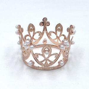 Vente en gros, offre spéciale, mini décoration de gâteau en forme de couronne <span class=keywords><strong>pour</strong></span> <span class=keywords><strong>joyeux</strong></span> <span class=keywords><strong>anniversaire</strong></span>, décoration de gâteau <span class=keywords><strong>pour</strong></span> bébé et enfants - Product Image 2