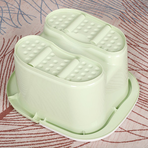 Baignoire portable pour les pieds en plastique 40x33x21cm avec roulettes pour trempage et massage des pieds, usage adulte - Product Image 3