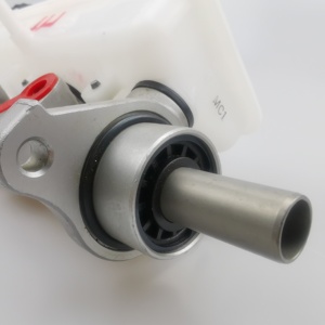 SAIC MAXUS G10 मूल ब्रेक मास्टर सिलेंडर C00026919 - Product Image 3