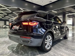 Zotye T700 SUV chinois d'occasion 2017 1.8T Boîte de vitesses automatique Moteur turbo Sièges en cuir Volant à gauche - Product Image 5