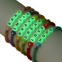 Lichtgevende liefdesbrief initialen kralen armband gloeit in het donker glazen zaadkraal cadeau voor meisjes Valentijnsdag jubileum religieus