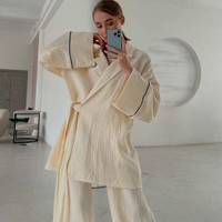 Ensemble 2 pièces décontracté premium pour femme musulmane, haut à manches longues et pantalon large, coupe ample, rayé, pour le printemps