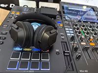 Système DJ autonome professionnel 4 canaux A-Theta XDJ-AZ - Station tout-en-un de contrôleur et de mixeur DJ de Pio