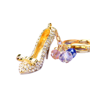 Quà Tặng Valentine Pom Pom Keychain Kim Cương Bling Cao Gót Giày Da Sang Trọng Pompom Offwhite Móc Chìa Khóa Cho Xe Túi Xách - Product Image 1