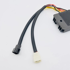 619317869738รถจักรยานยนต์ส่วนควบคุมแรงดันไฟฟ้าโคลงวงจรเรียงกระแสสำหรับไทรอัมพ์ถนนสาม675เดย์โทนา<span class=keywords><strong>955i</strong></span> 650 Sprint ST - Product Image 3