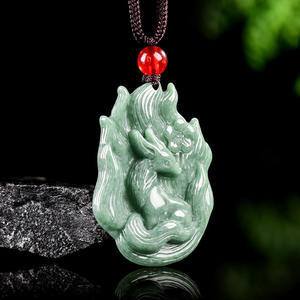 Pendentif en jade naturel de couleur vert pois, motif renard à neuf queues, design original, style chinois, cadeau avec certificat d'évaluation DW117 - Product Image 2