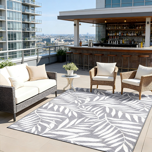 Tapis de patio extérieur réversible en paille plastique tressée en PP recyclé - Product Image 3