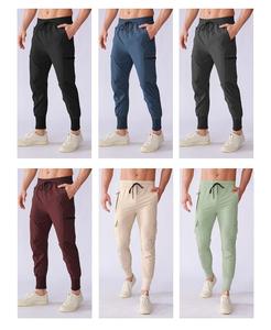 Pantalon de survêtement Taille UE 90% Nylon 10% Spandex Logo personnalisé Vêtements de fitness pour hommes Vêtements de fitness en plein air Pantalon de survêtement d'entraînement de sport - Product Image 5