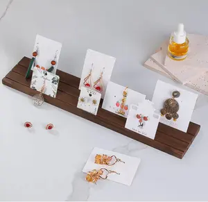 Espositore per orecchini in legno con supporto per Cupcake in legno alzate per esposizione gioielli in legno braccialetto orecchino trapezoidale espositore