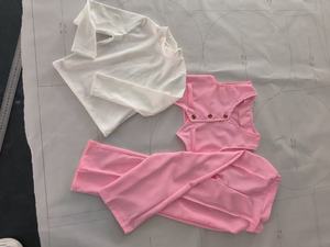 Nuovo Completo Tre Pezzi Elegante Primaverile e Autunnale per Ragazze, Stile Britannico, con Gilet, Pantaloni e Camicia Base - Product Image 3