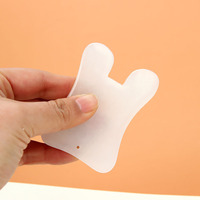 Planche Gua Sha blanche pour massage par grattage, grattoir pour méridiens faciaux, bord poli et lisse, adapté au massage par grattage sur le visage