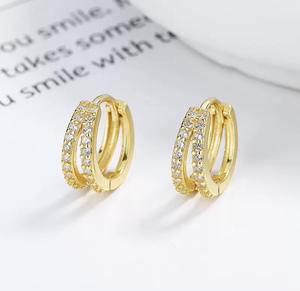 Style coréen luxe S925 argent Sterling Zircon boucles d'oreilles cadeaux pour les femmes évider Double <span class=keywords><strong>couche</strong></span> D forme Huggie boucles d'oreilles - Product Image 6