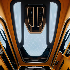 <span class=keywords><strong>Mercedes</strong></span> <span class=keywords><strong>Sprinter</strong></span> Modelo 2 Naranja de Lujo Premium, Conversión de Autocaravana con Interior Personalizado, Asientos de Cuero y Detalles Metálicos - Product Image 4