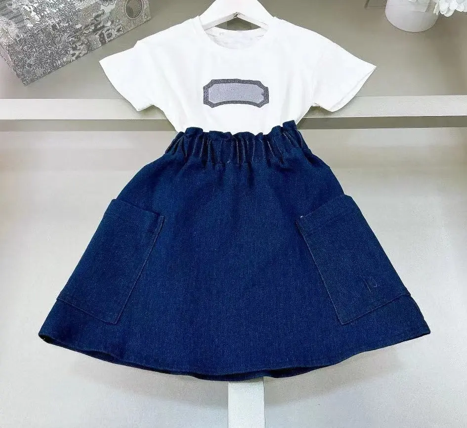 Factory direct sales of branded clothing for kids aged 2-12, denim dresses for little girls