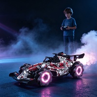 Coche de Carreras RC con Pulverizador 1:10, Coche de Derrape con Control Remoto 2.4G, Luces LED, Ruedas con Pulverizador de Niebla, Juguete de Radiocontrol para Niños
