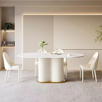 Ensemble de table et de chaises de salle à manger en acier carbone avec plateau en pierre moderne et luxueux (6 places) pour hôtel et usage domestique, construction durable
