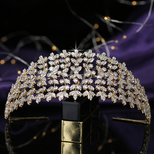 Diademi <span class=keywords><strong>E</strong></span> Corona Echsio Carino Romantico Delle Donne di Cerimonia Nuziale Nuziale del Pettine Dei Capelli Della Fascia Dei Capelli Del Partito Dei Monili di Zircon BC5134 Corona Princesa - Product Image 4