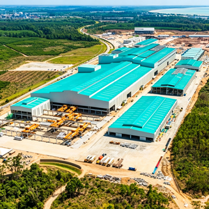 Bâtiment de stockage en acier résistant à la corrosion pour <span class=keywords><strong>port</strong></span> côtier, environnement marin et zone de brouillard salin, protection galvanisée et peinte - Product Image 6