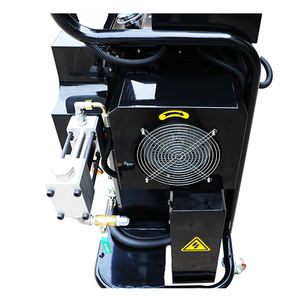 Máquina de espuma de poliuretano CNMC-500L, máquina de recubrimiento de poliurea en aerosol, precio para revestimiento de cama de coche - Product Image 4