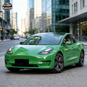 Film NIKO PET vert pomme pour voiture, vinyle sans bulles pour enveloppement de voiture, protection PPF, autocollants pour carrosserie - Product Image 1