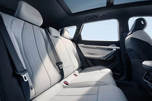 2024 Geely Boyue L <span class=keywords><strong>nouvelles</strong></span> voitures 1.5TD DCT Longteng édition 5 portes 5 places SUV voitures à essence Geely Boyue marque <span class=keywords><strong>nouvelles</strong></span> voiture à vendre - Product Image 6