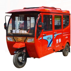 Triciclo Motorizado a Gasolina YP055, Espacioso Transportador de Carga/Pasajeros, Carrocería Completamente Cerrada, Tipo Taxi, Motor de 150-200cc, Potencia >1000W, 4-6 Personas - Product Image 6