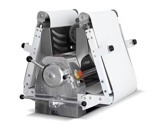 <span class=keywords><strong>Laminoir</strong></span> à pâte de table <span class=keywords><strong>professionnel</strong></span> BDQ-450B du fournisseur chinois avec régulateur de rouleaux réglable - Product Image 1