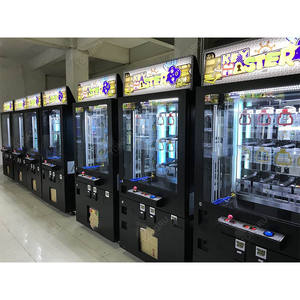 Nuovo Distributore Automatico di Sneaker KeyMaster Arcade con <span class=keywords><strong>15</strong></span> Fori, <span class=keywords><strong>Gioco</strong></span> a Gru con Monete Dorate - Product Image 4